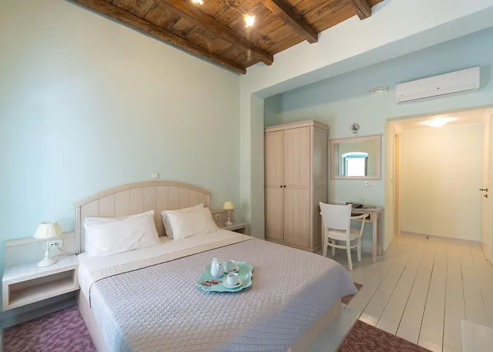 Hotel 999 Luxury Náuplia