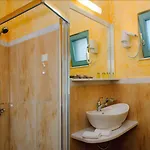 Отель 999 Luxury