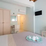 Hotel 999 Luxury