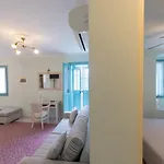Hotel 999 Luxury