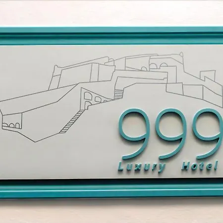 999 Luxury 3*