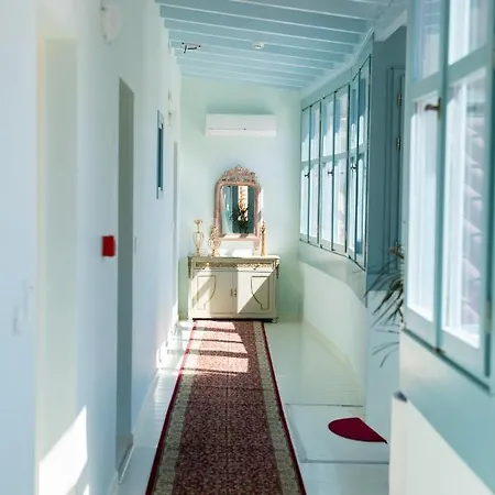 999 Luxury 3* Nafplio