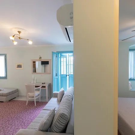 Hotel 999 Luxury