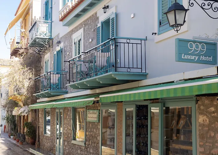 999 Luxury 3* Nafplio
