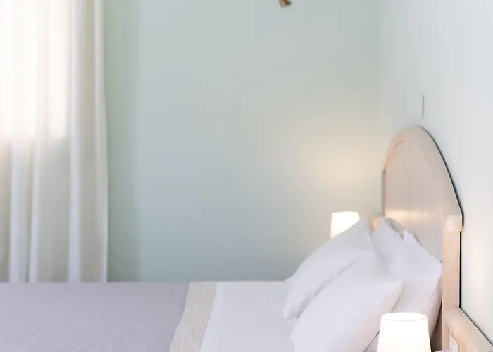 999 Luxury Szálloda